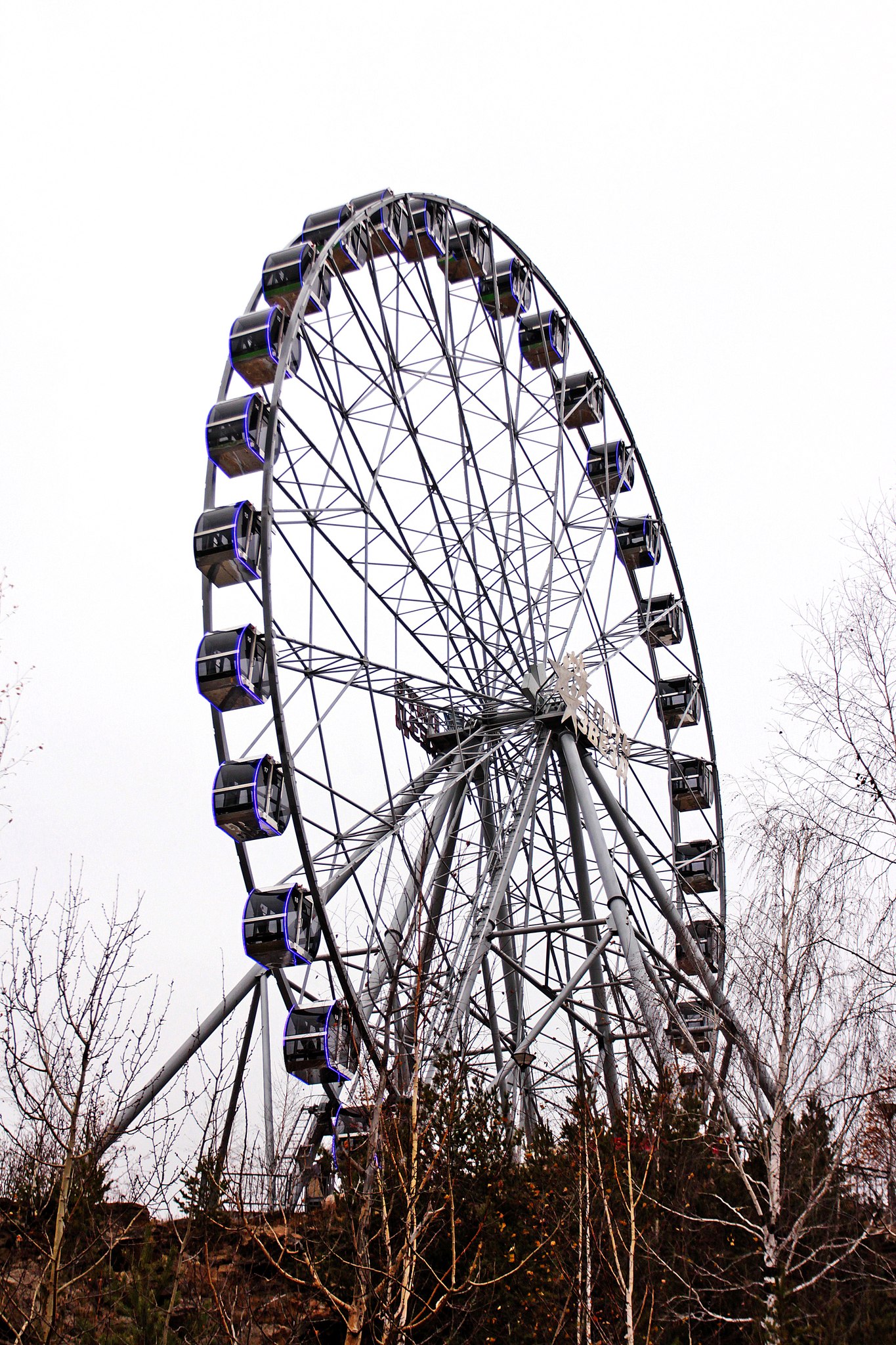 Колесо обозрения радуга парк